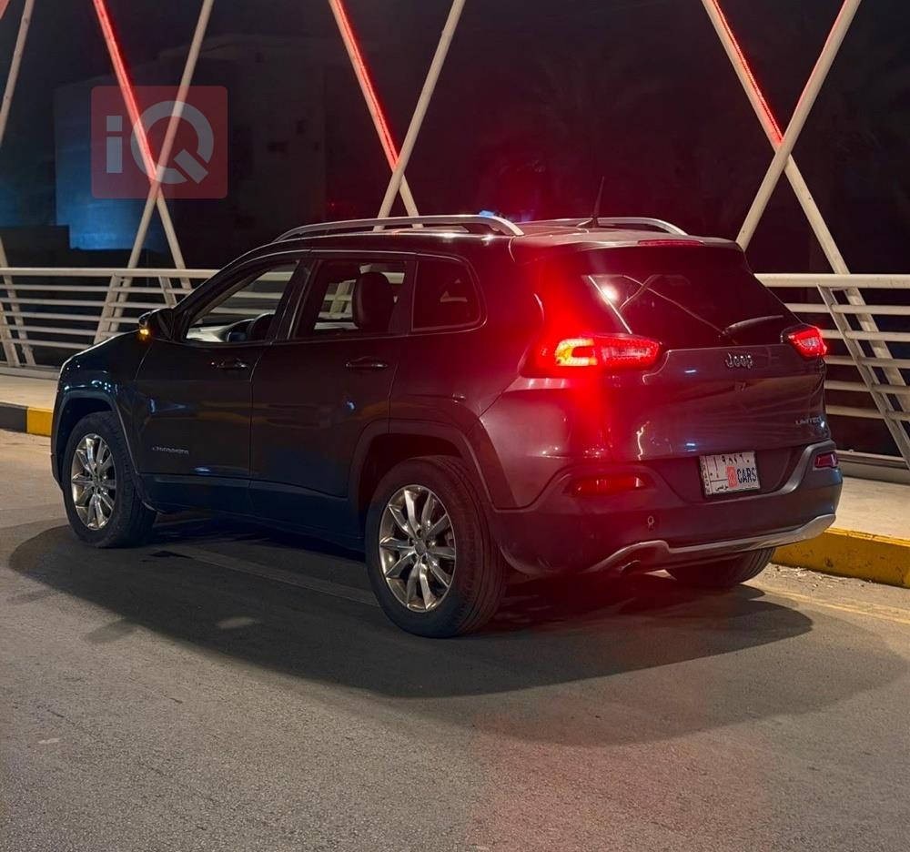 Jeep Cherokee